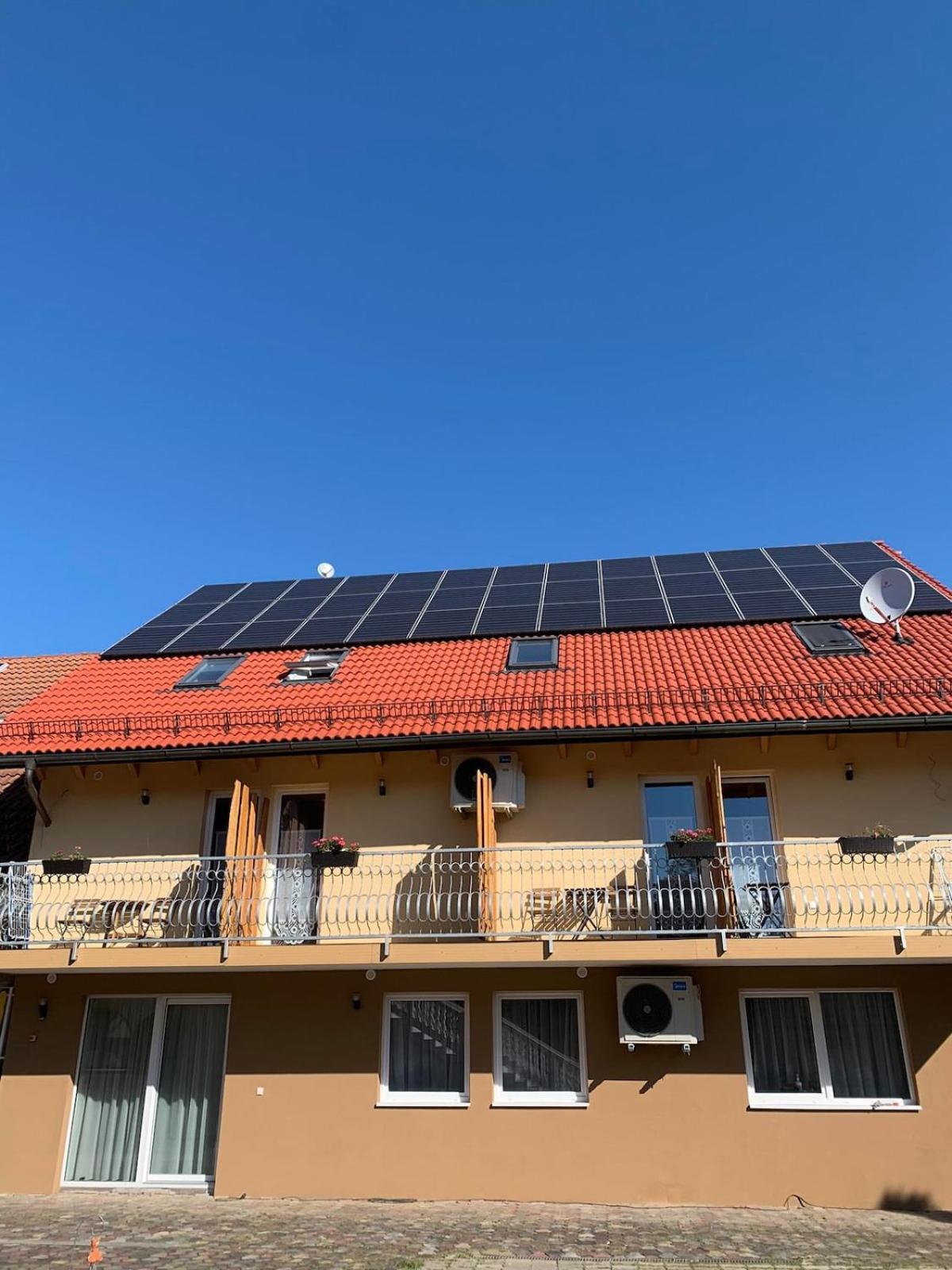 Molnar Apartman Zamárdi Exteriér fotografie